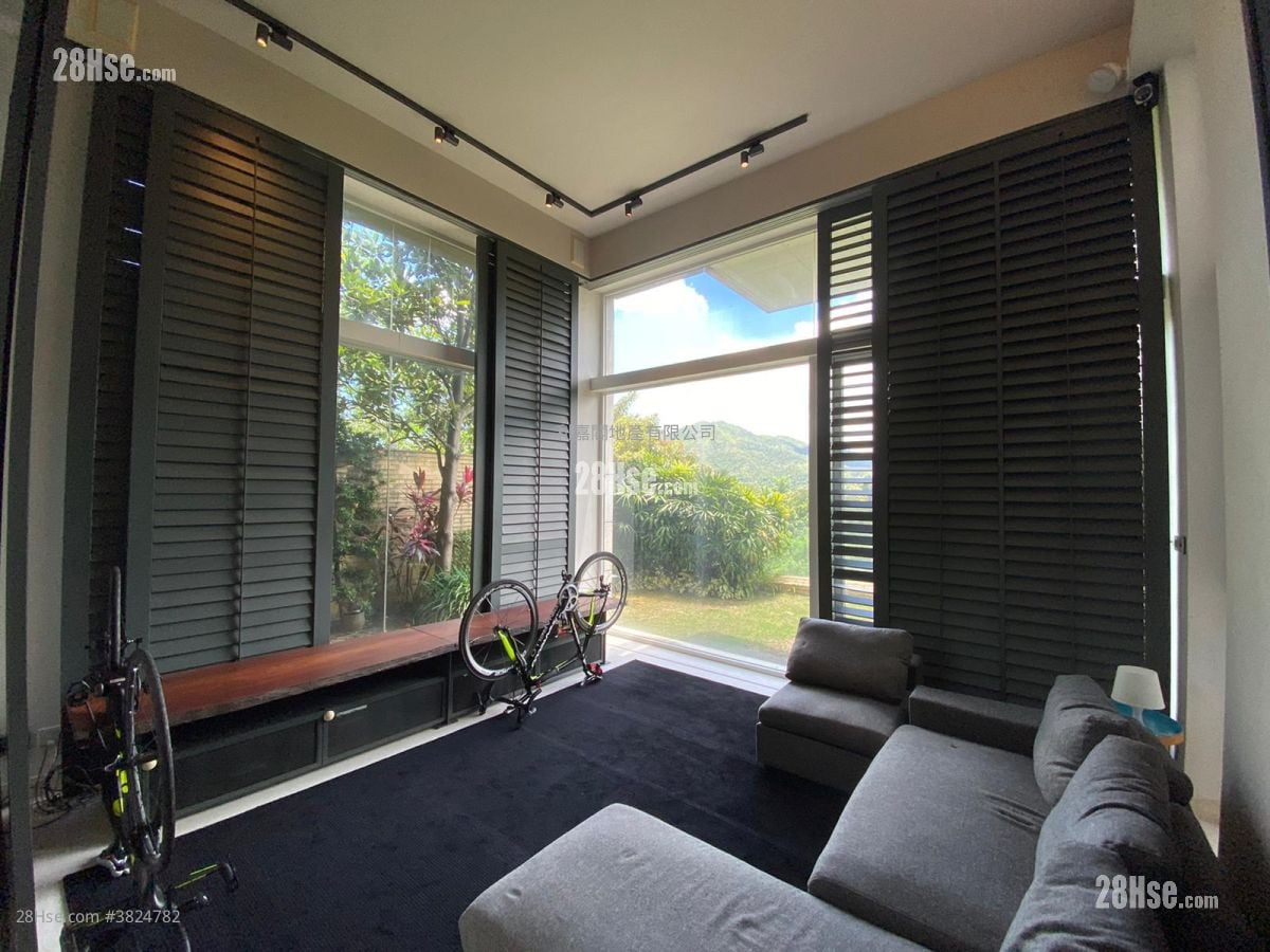 Goodwood Park Sell 4 Bedrooms , 3 Bathrooms 1,889 ft²