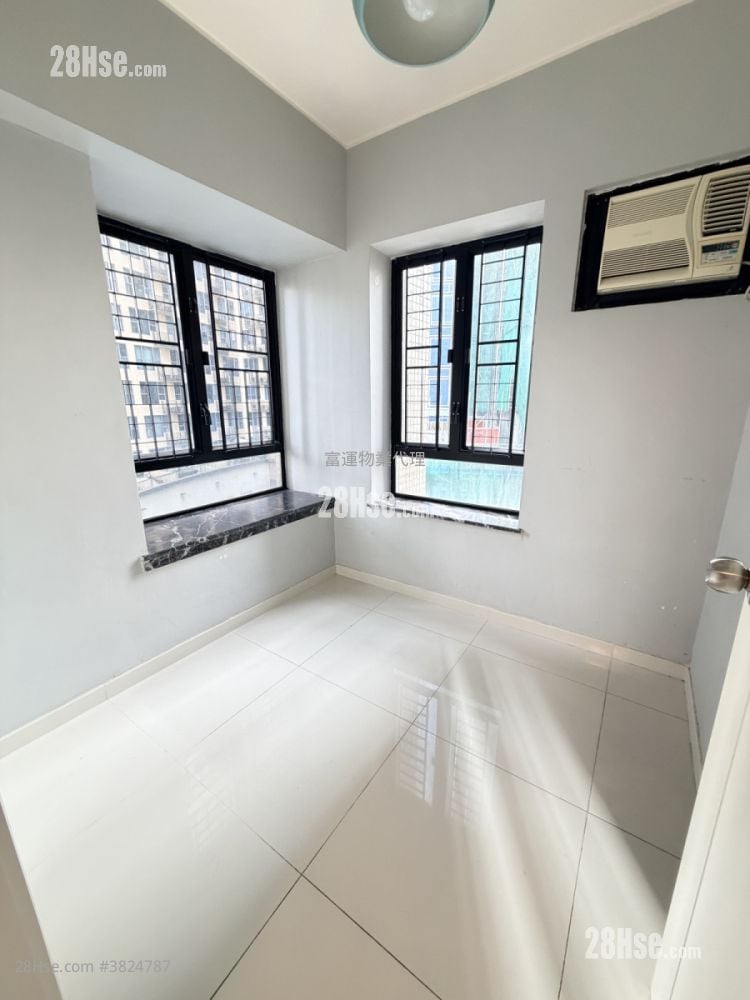 To Kwan Wan Rental 2 Bedrooms , 1 Bathroom 316 ft²