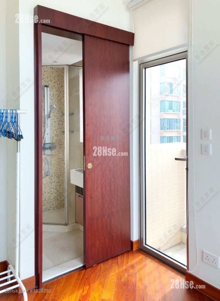 Park Ivy Sell 1 Bedroom 320 ft²