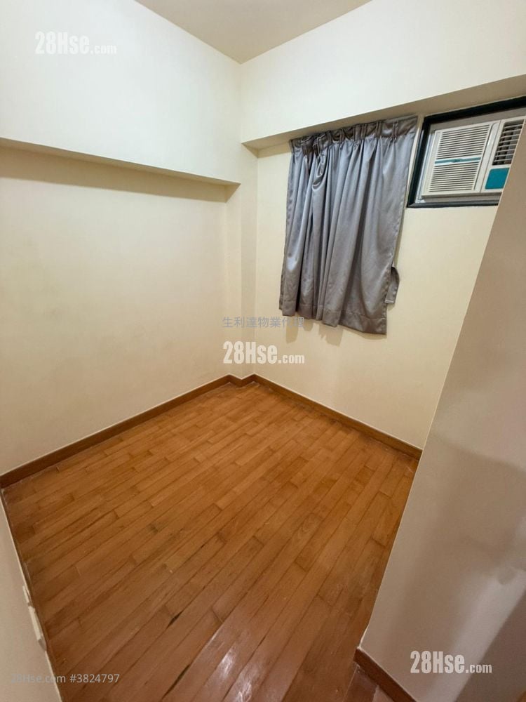 Kingsgate Sell 3 Bedrooms , 1 Bathroom 524 ft²