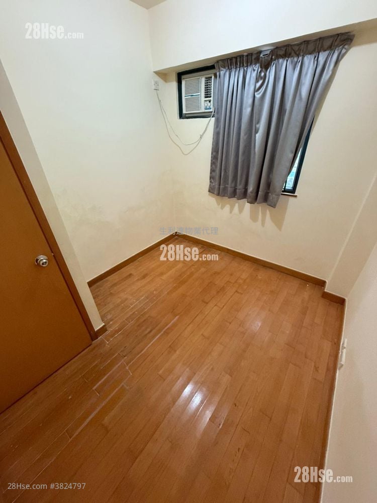 Kingsgate Sell 3 Bedrooms , 1 Bathroom 524 ft²