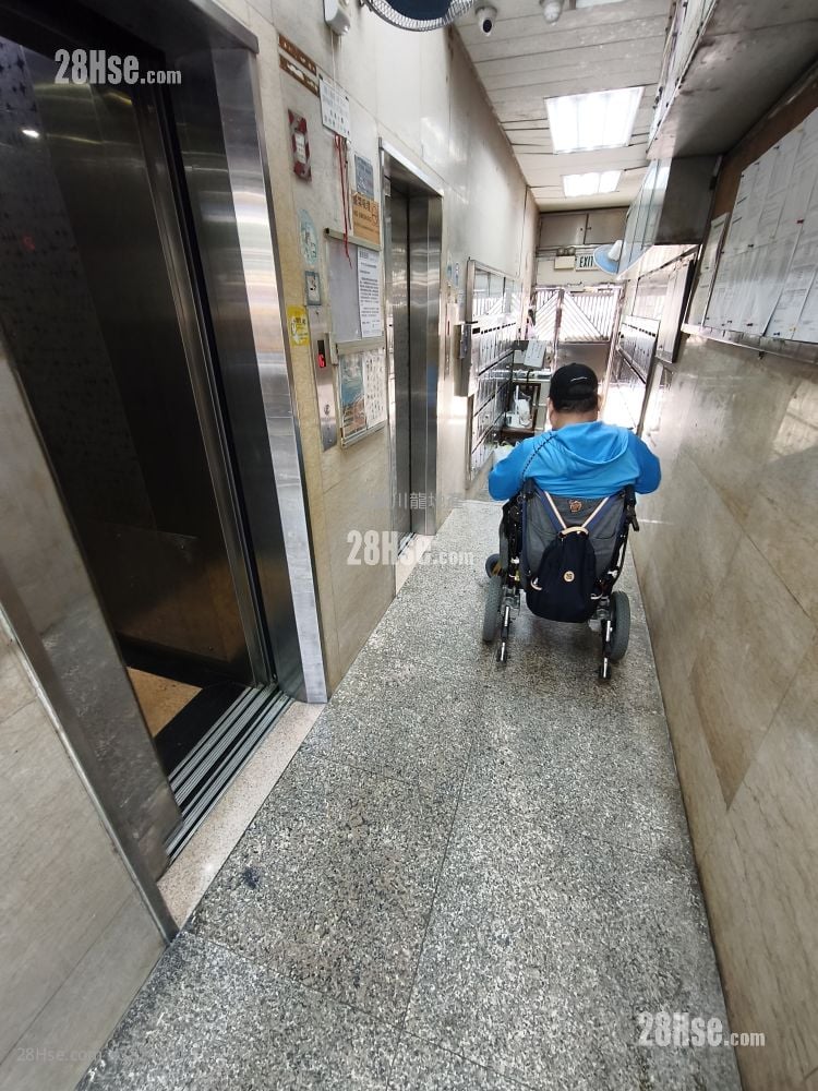 潘生~3800元电梯房南都大厦包网有床雪柜床褥拎包即住