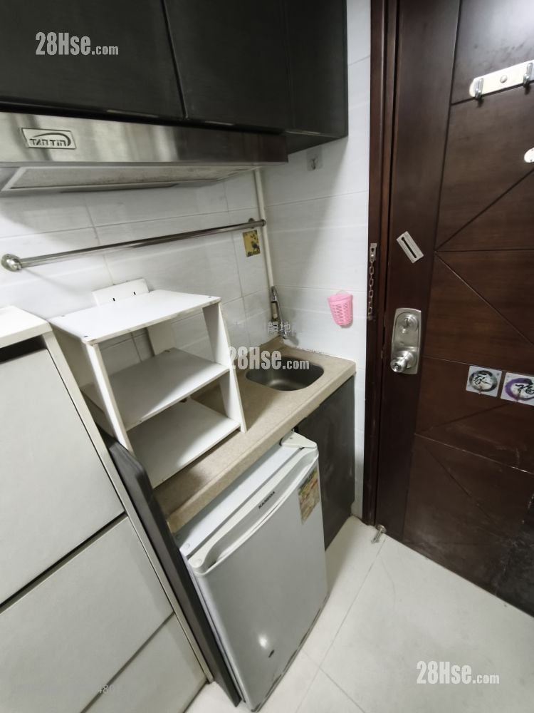 单幢楼房 租盘 1 房 , 1 浴室 100 平方尺