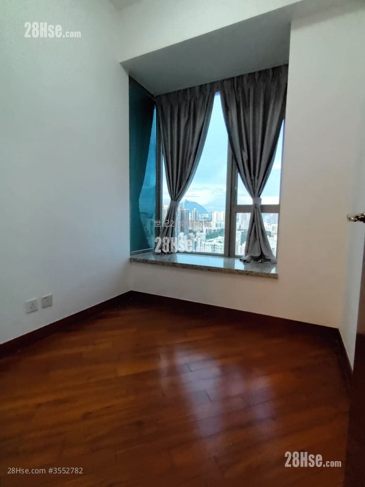 The Coronation Rental 2 Bedrooms , 2 Bathrooms 660 ft²