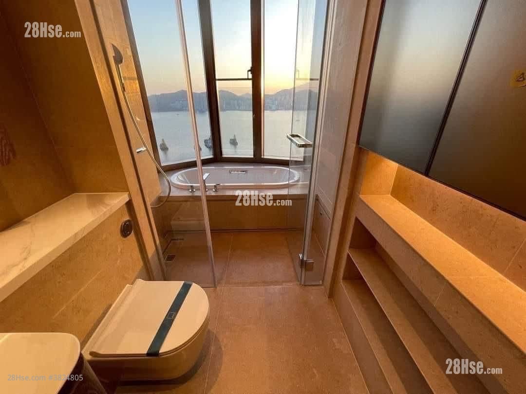 Lp10 Sell 4 Bedrooms , 4 Bathrooms 1,205 ft²