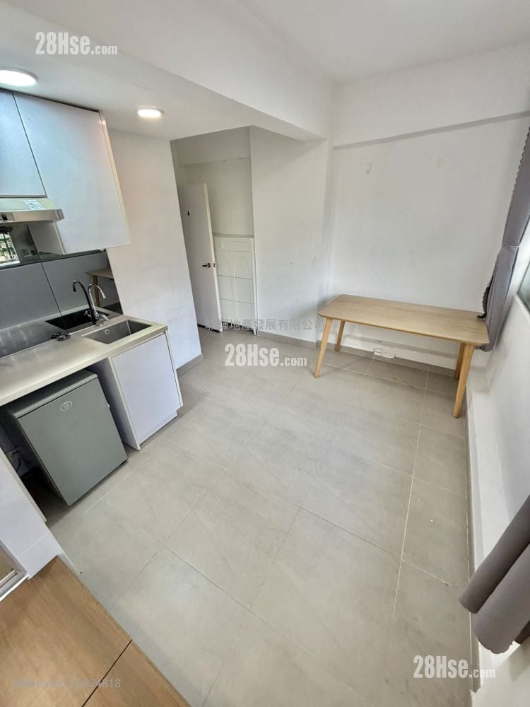 Man Cheong Building Rental Studio , 1 Bathroom 180 ft²
