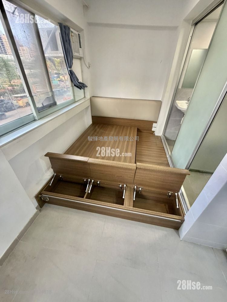 Man Cheong Building Rental Studio , 1 Bathroom 180 ft²