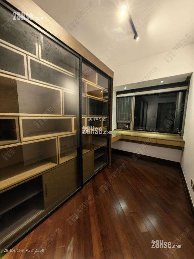 Mayfair By The Sea Rental 3 Bedrooms , 1 Bathroom 1,400 ft²