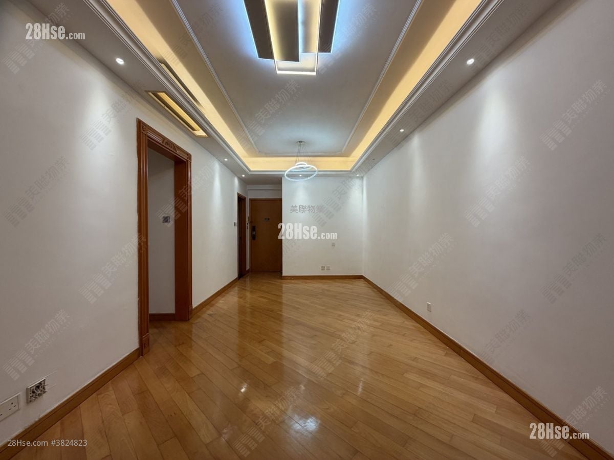 銀湖天峰 售盤 3 房 , 2 浴室 690 平方呎