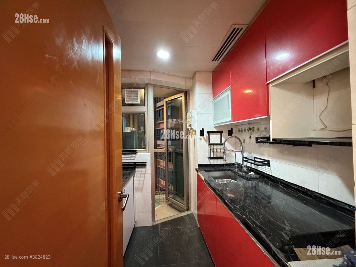 銀湖天峰 售盤 3 房 , 2 浴室 690 平方呎