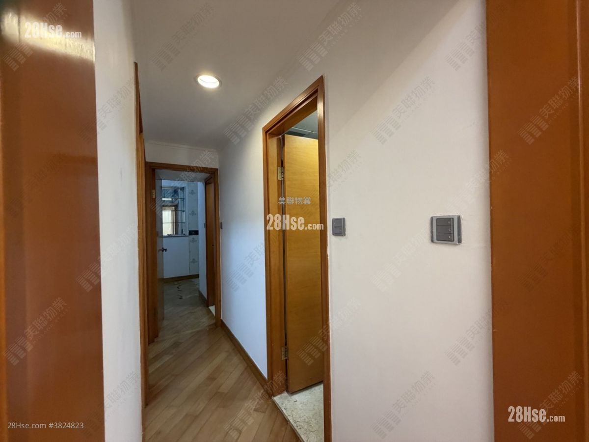 銀湖天峰 售盤 3 房 , 2 浴室 690 平方呎