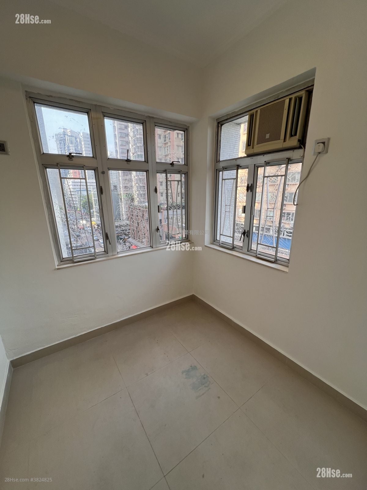 Hung Tat Building Rental 2 Bedrooms , 1 Bathroom