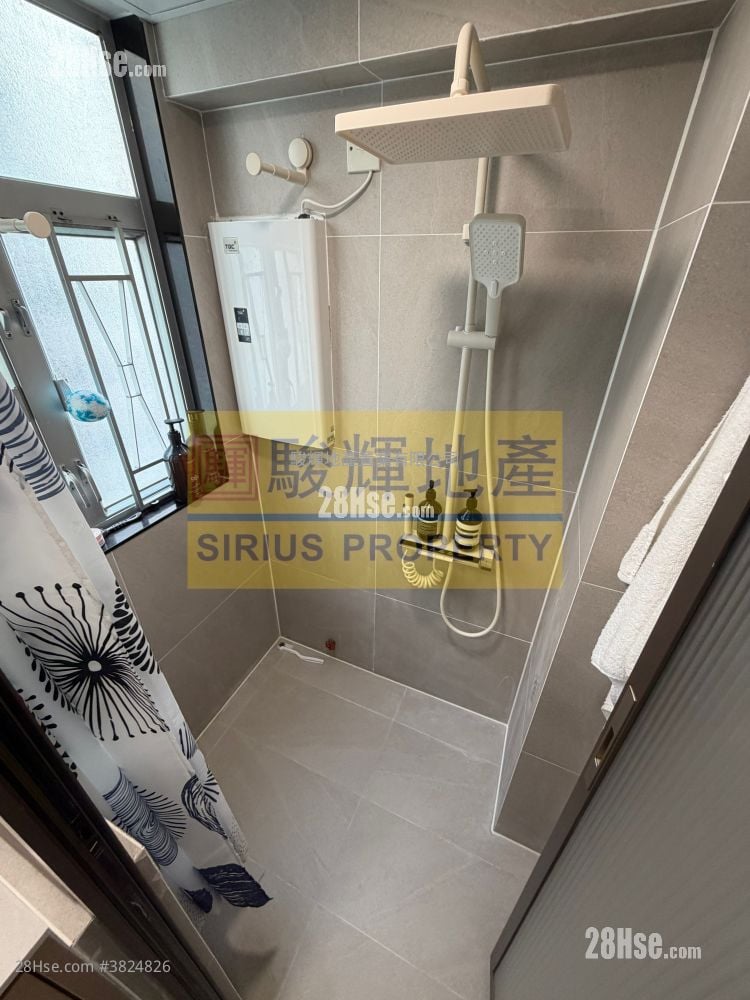 King's Mansion Sell 2 Bedrooms , 2 Bathrooms 438 ft²