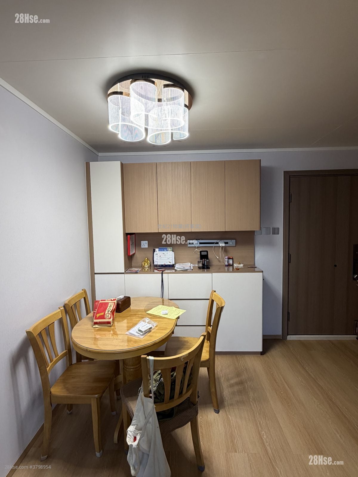 Po Ming Court Sell 3 Bedrooms , 1 Bathroom 594 ft²