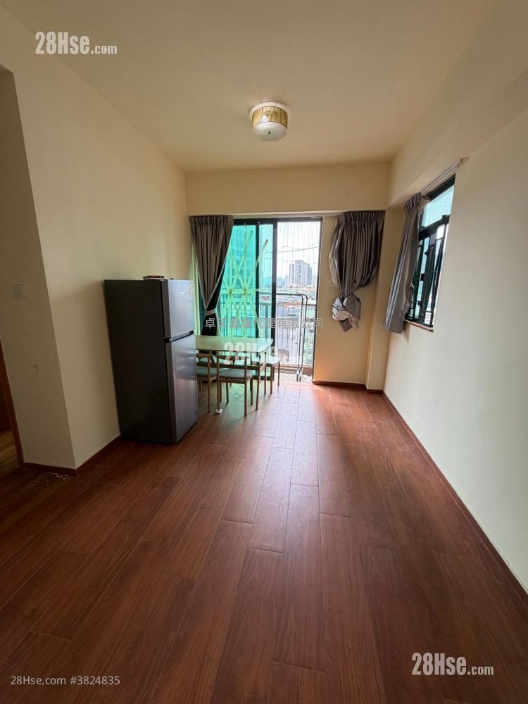 Kingsgate Sell 3 Bedrooms , 1 Bathroom 524 ft²