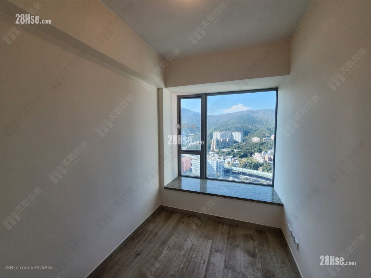 The Riverpark Sell 4 Bedrooms , 3 Bathrooms 1,168 ft²