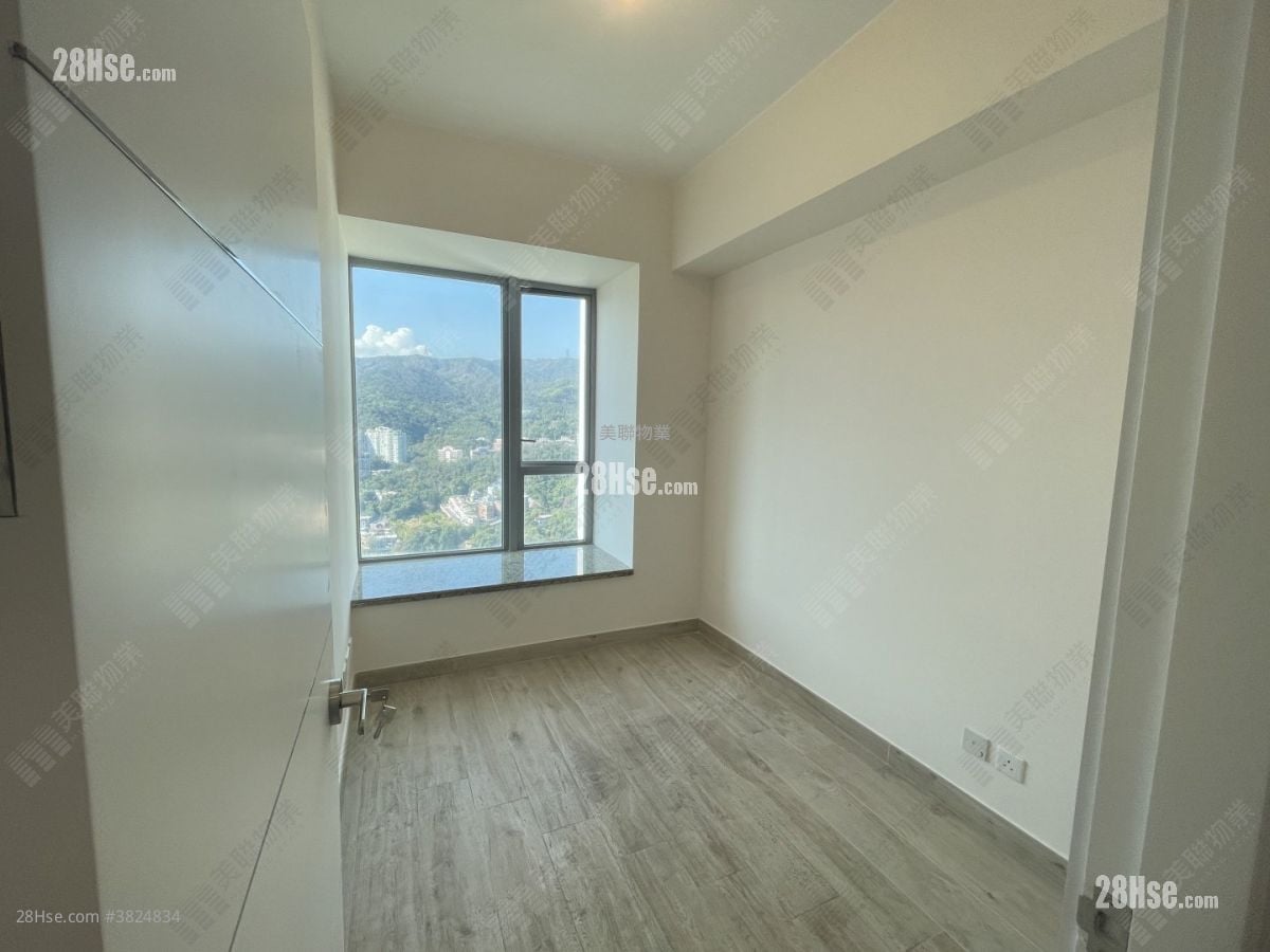 The Riverpark Sell 4 Bedrooms , 3 Bathrooms 1,168 ft²