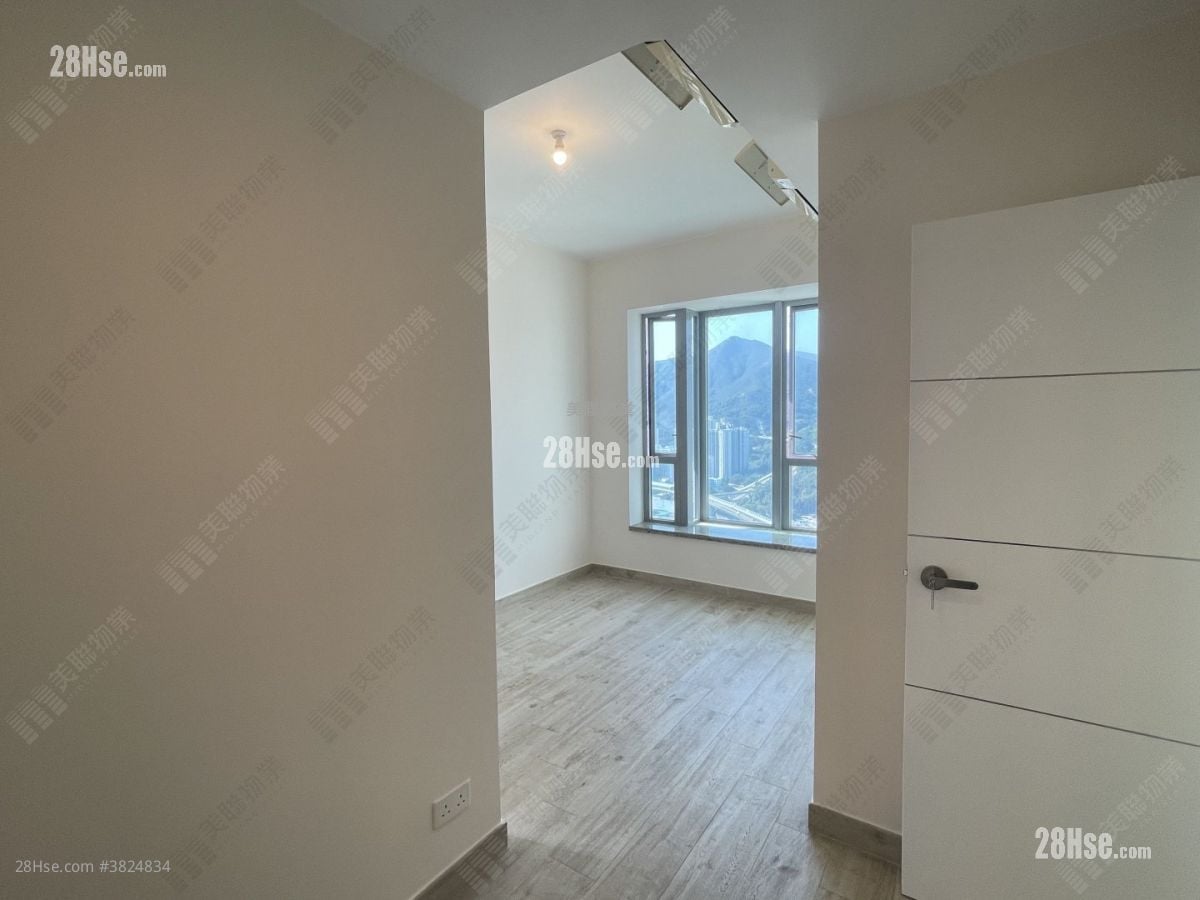 The Riverpark Sell 4 Bedrooms , 3 Bathrooms 1,168 ft²