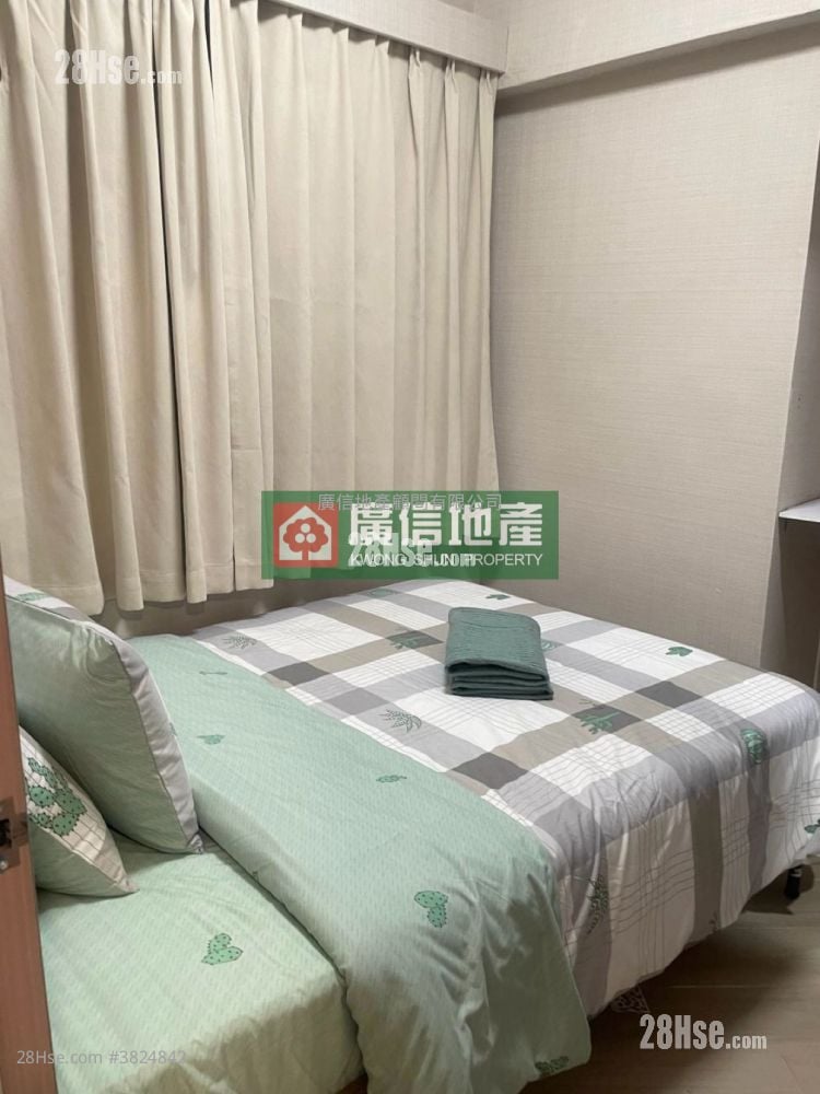 Lee Kwan Building Sell 3 Bedrooms , 2 Bathrooms 506 ft²