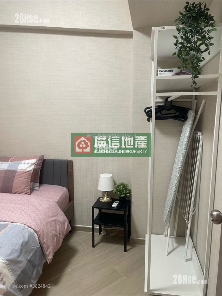 Lee Kwan Building Sell 3 Bedrooms , 2 Bathrooms 506 ft²