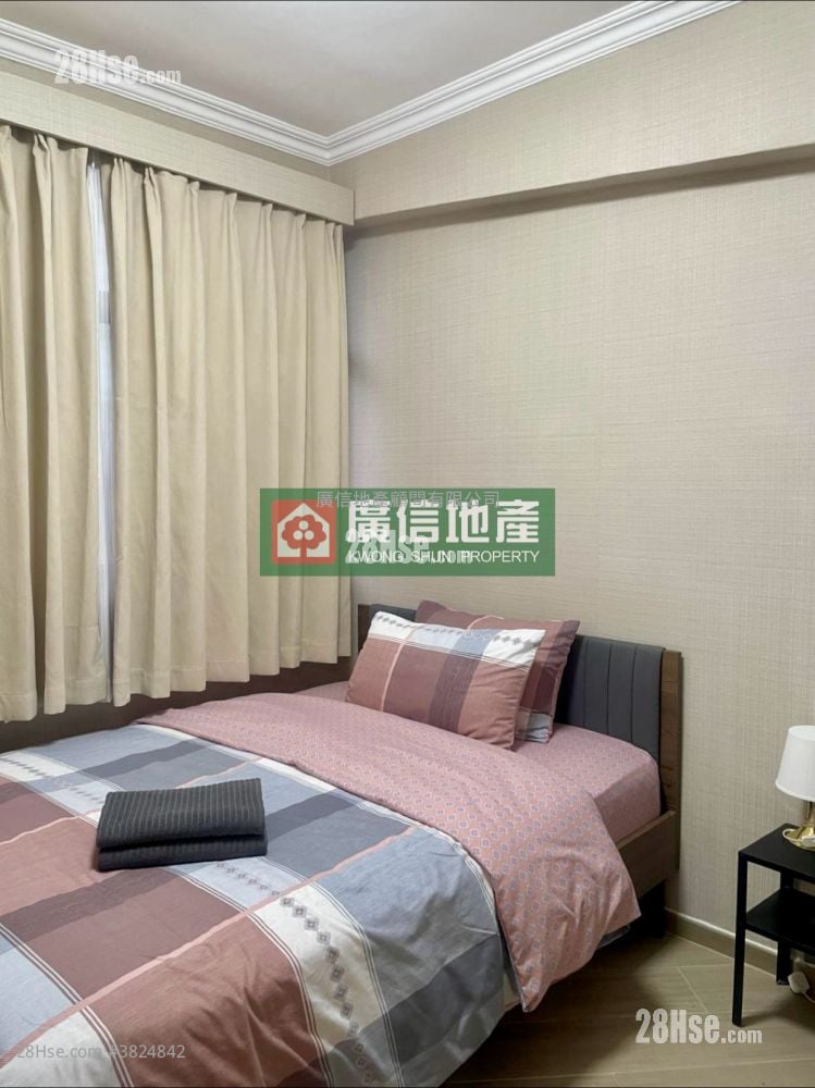 Lee Kwan Building Sell 3 Bedrooms , 2 Bathrooms 506 ft²