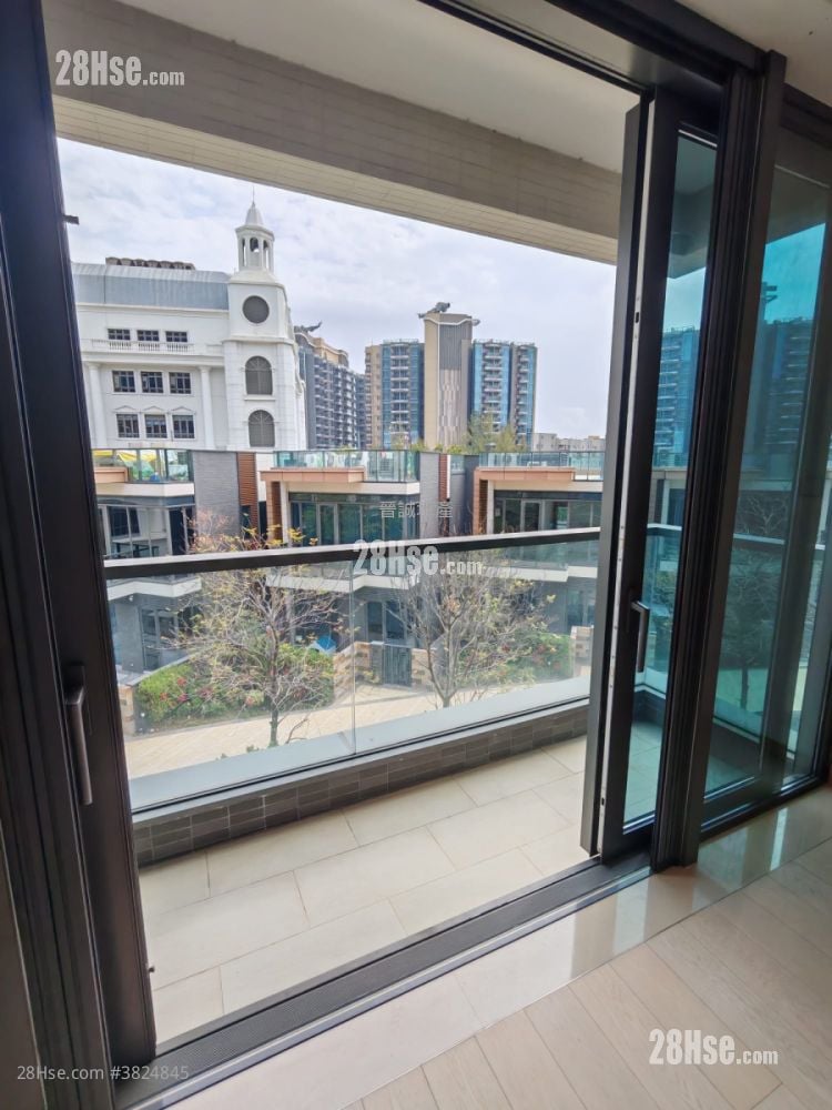 满名山 售盘 5+ 房 , 4 浴室 1,398 平方尺