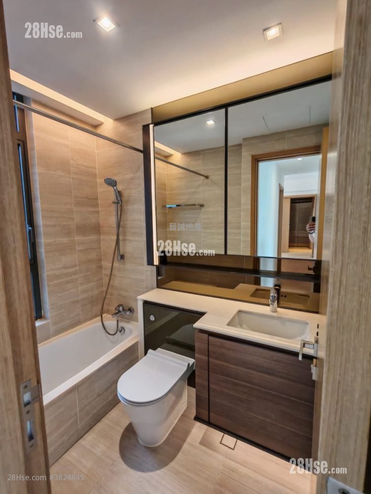 满名山 售盘 5+ 房 , 4 浴室 1,398 平方尺