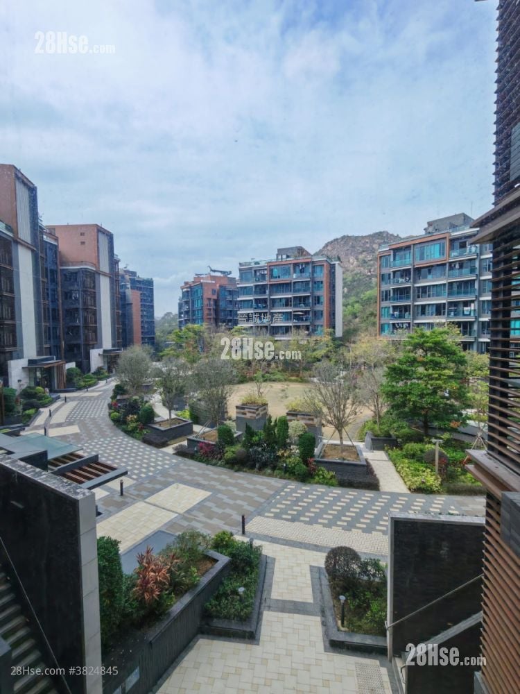 满名山 售盘 5+ 房 , 4 浴室 1,398 平方尺