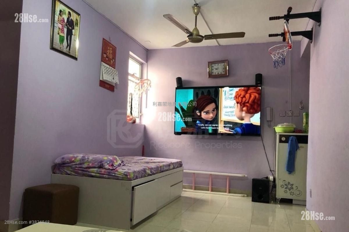 天頌苑 售盤 3 房 , 2 浴室 650 平方呎