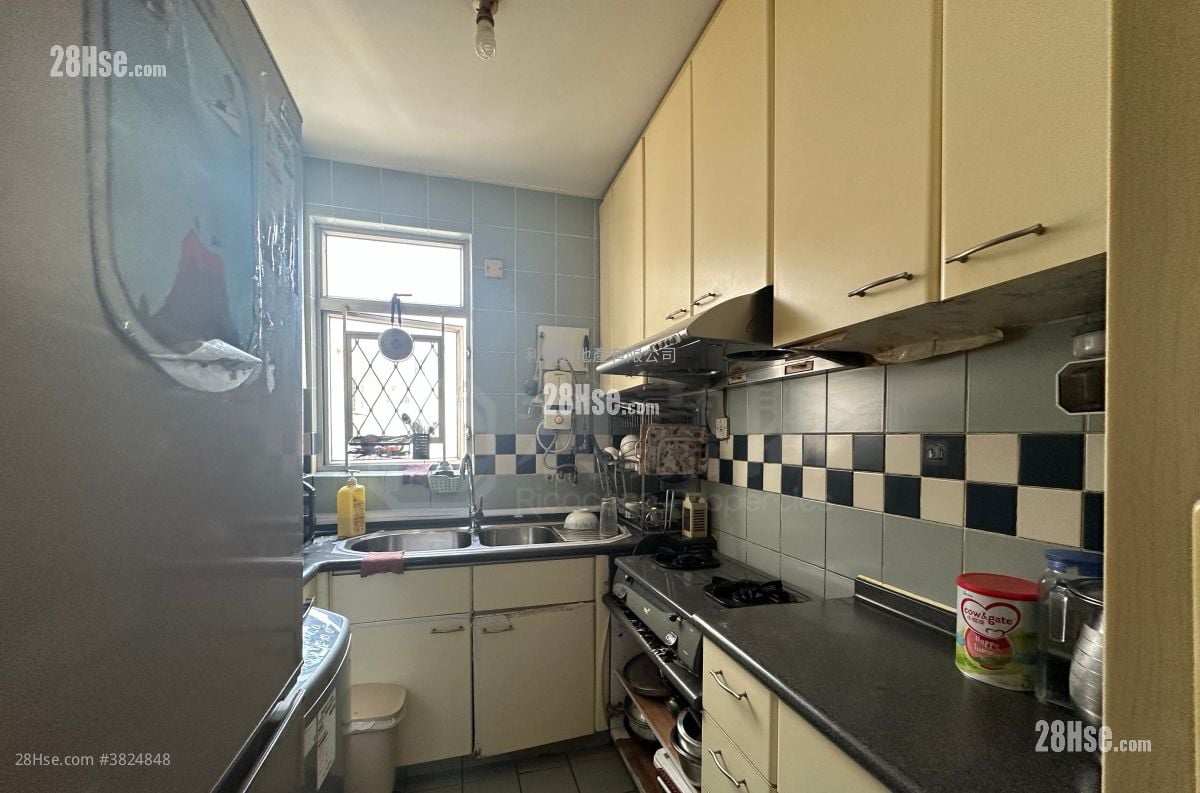 天頌苑 售盤 3 房 , 2 浴室 650 平方呎