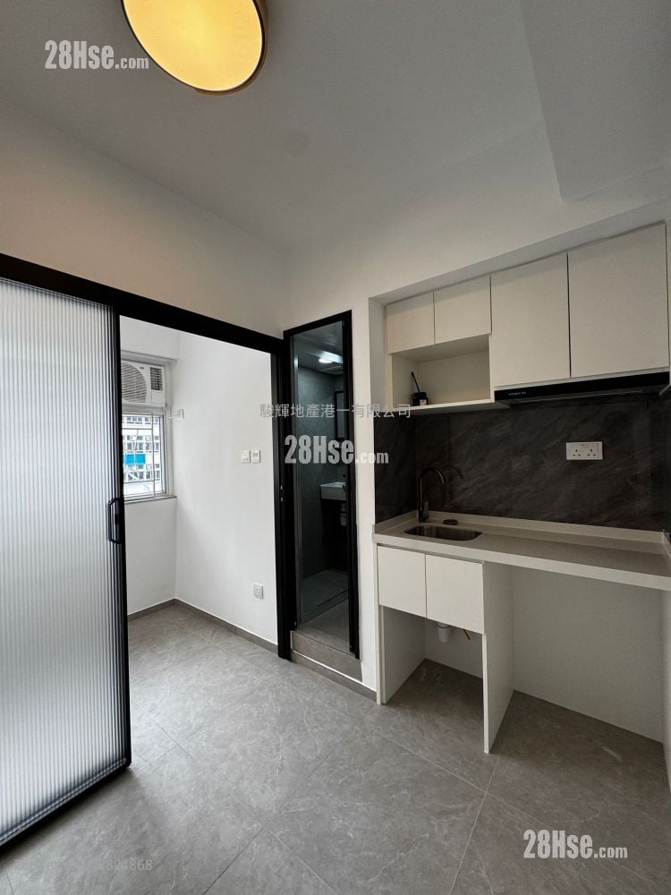 Hong Keung Mansion Rental 1 Bedroom , 1 Bathroom 160 ft²