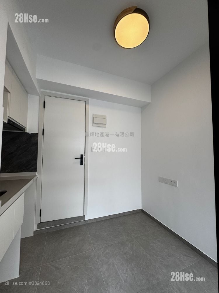 Hong Keung Mansion Rental 1 Bedroom , 1 Bathroom 160 ft²