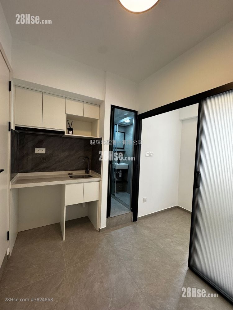 Hong Keung Mansion Rental 1 Bedroom , 1 Bathroom 160 ft²
