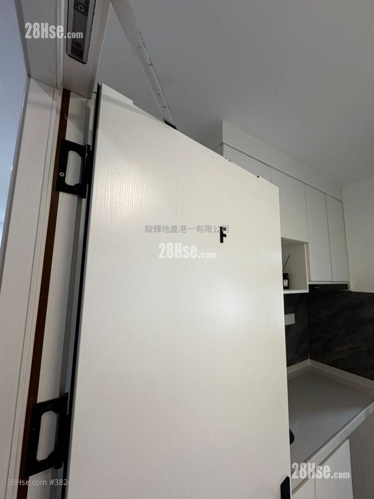 Hong Keung Mansion Rental 1 Bedroom , 1 Bathroom 160 ft²