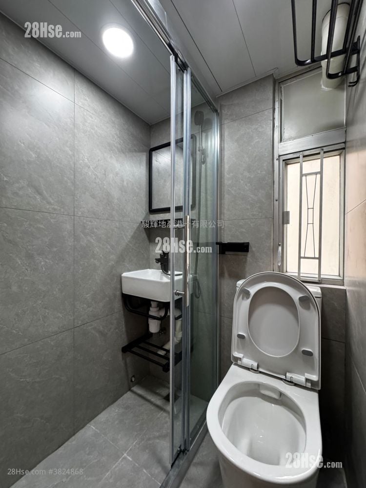 Hong Keung Mansion Rental 1 Bedroom , 1 Bathroom 160 ft²
