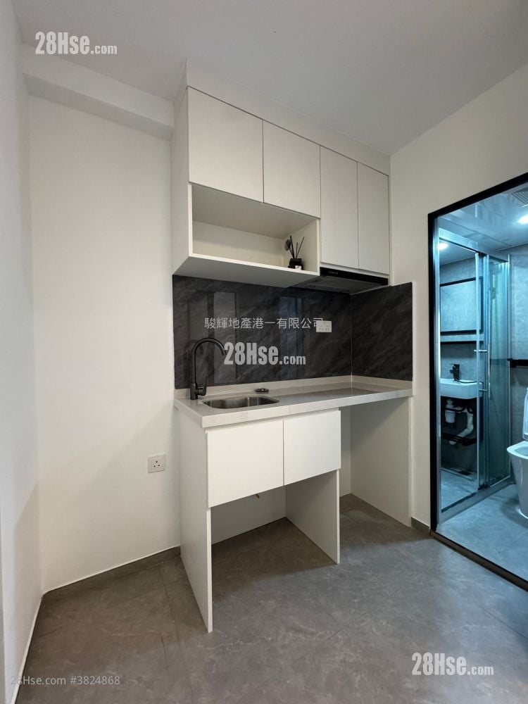 Hong Keung Mansion Rental 1 Bedroom , 1 Bathroom 160 ft²