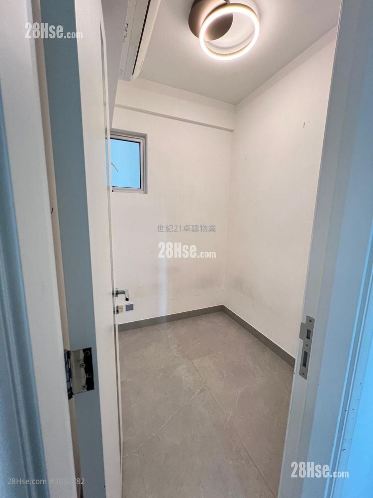 君臨天下 租盤 2 房 , 2 浴室 751 平方呎