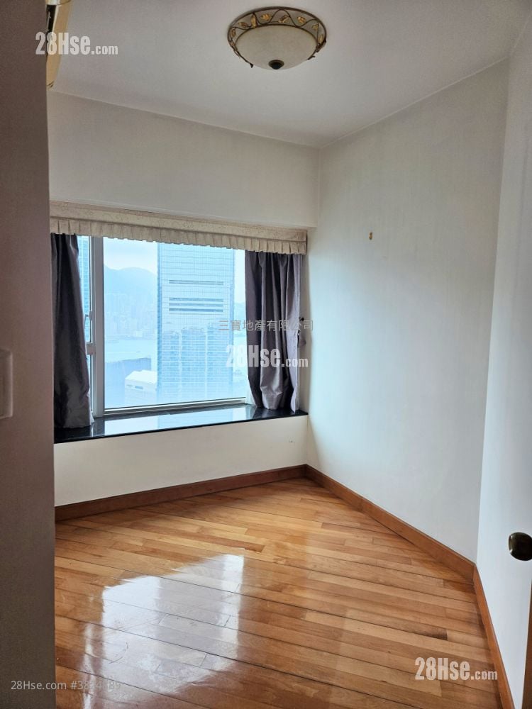 擎天半岛 售盘 3 房 , 2 浴室 781 平方尺