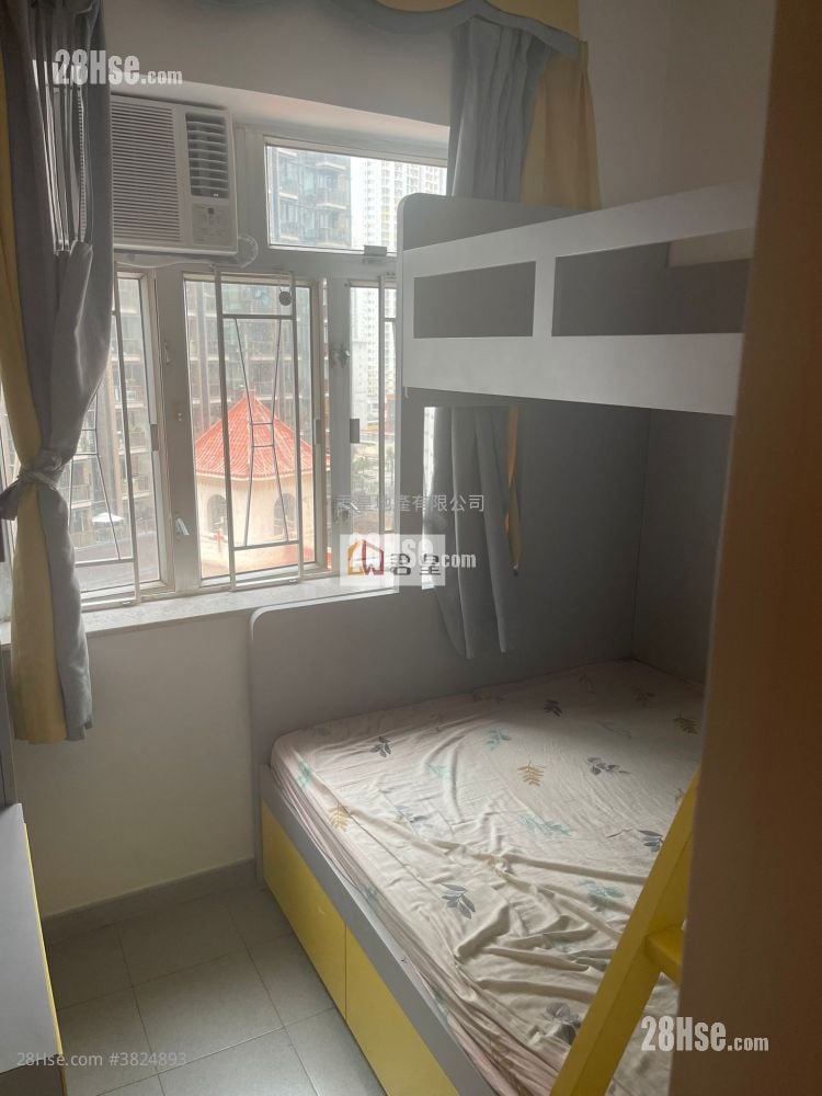 Tung Lo Court Rental 3 Bedrooms , 1 Bathroom 396 ft²