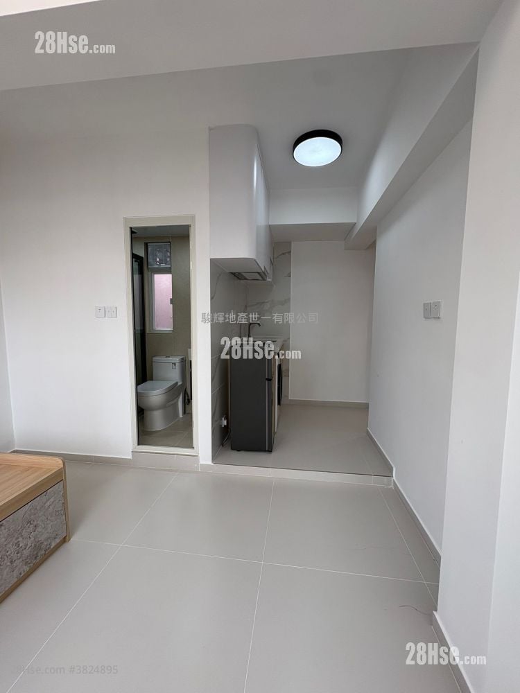 Tsimshatsui Mansion Rental Studio , 1 Bathroom 160 ft²