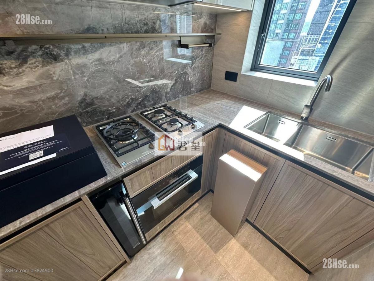 Topside Residence Rental 2 Bedrooms , 1 Bathroom 545 ft²