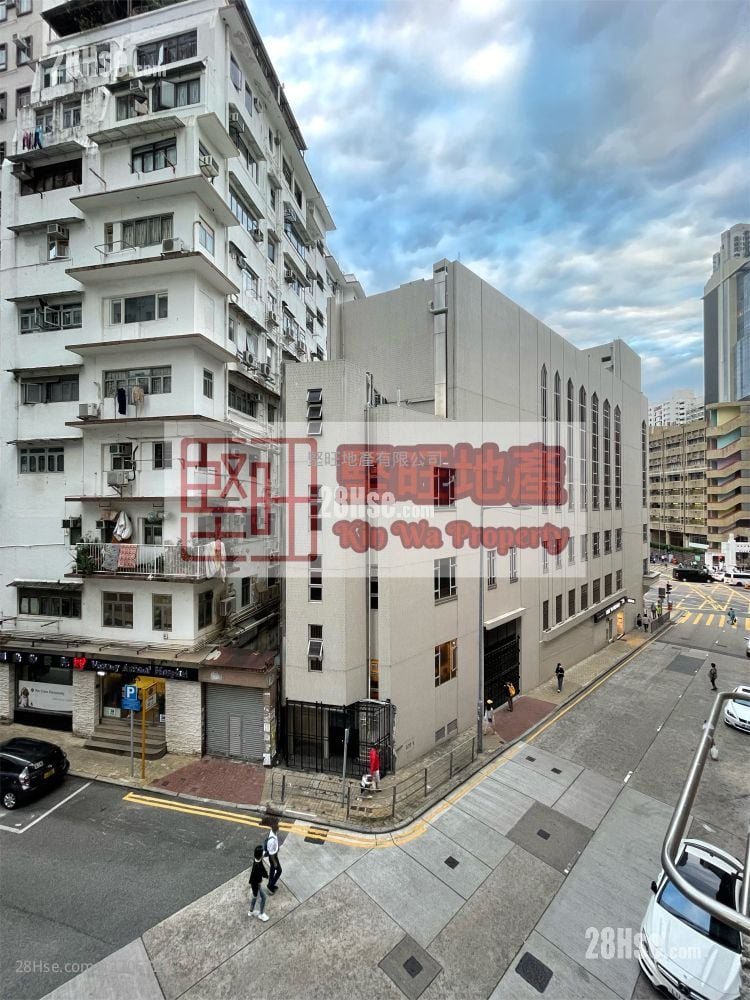 唐樓 租盤 1 房 , 1 浴室 180 平方呎