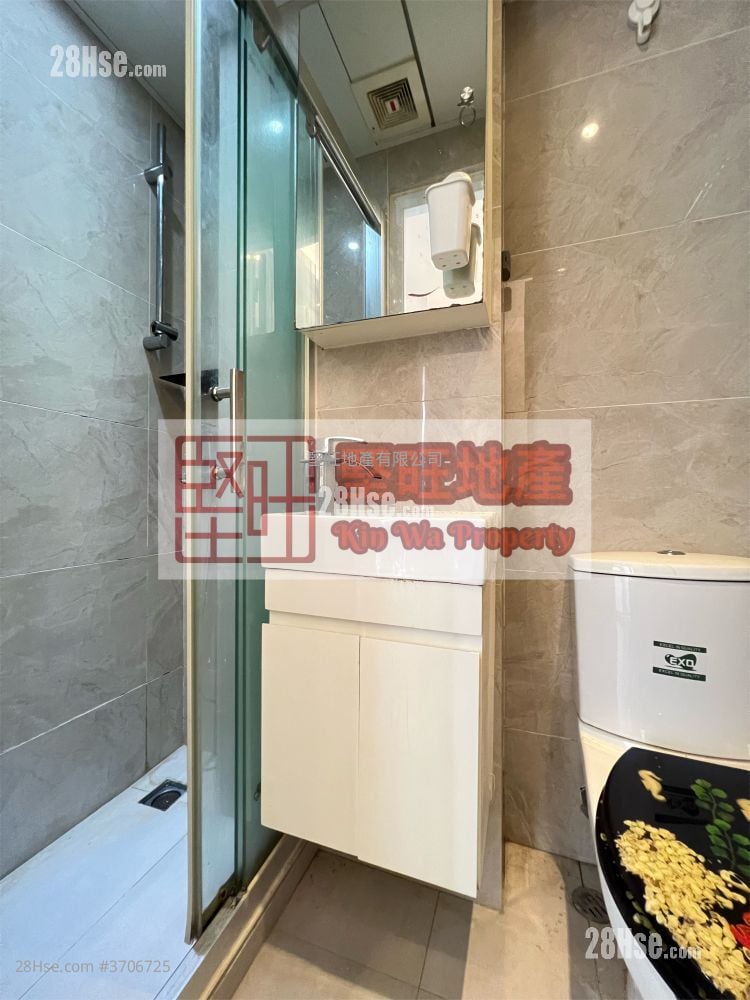 唐樓 租盤 1 房 , 1 浴室 180 平方呎