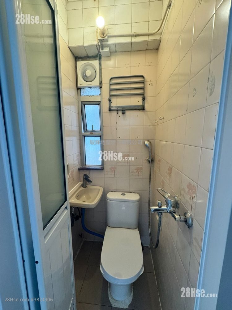 永宁大厦(顺宁道) 租盘 2 房 , 1 浴室 224 平方尺