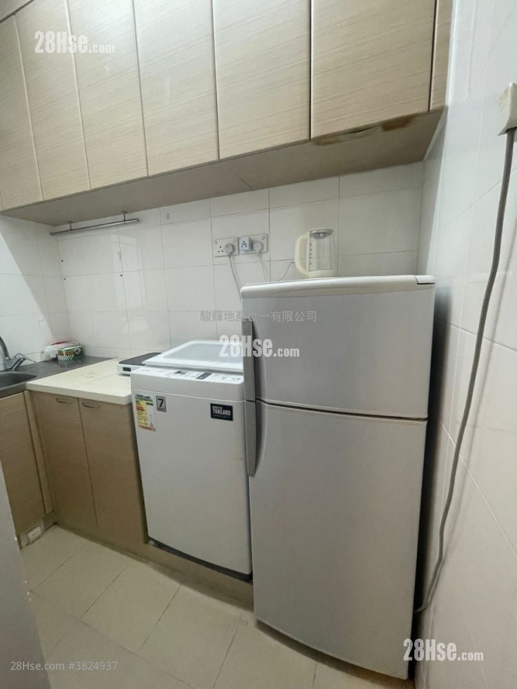 Tin Man Court Rental Studio , 1 Bathroom 284 ft²