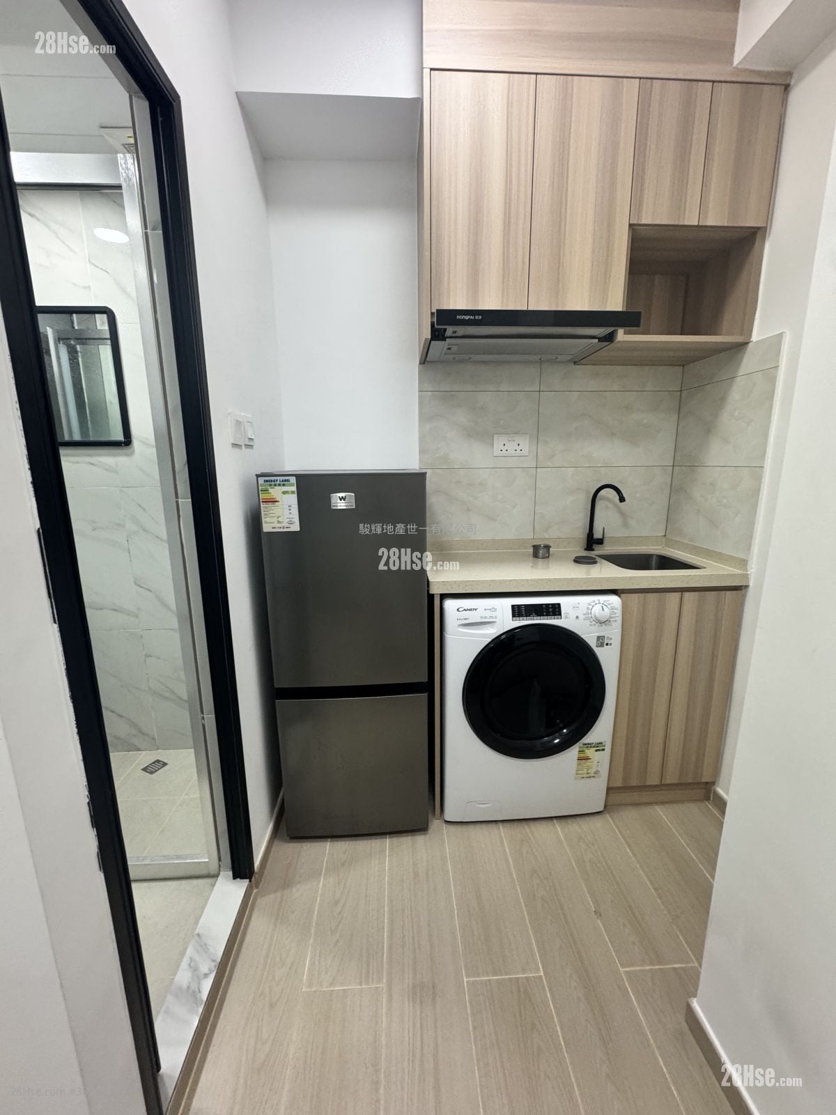 National Court Rental 1 Bedroom , 1 Bathroom 190 ft²