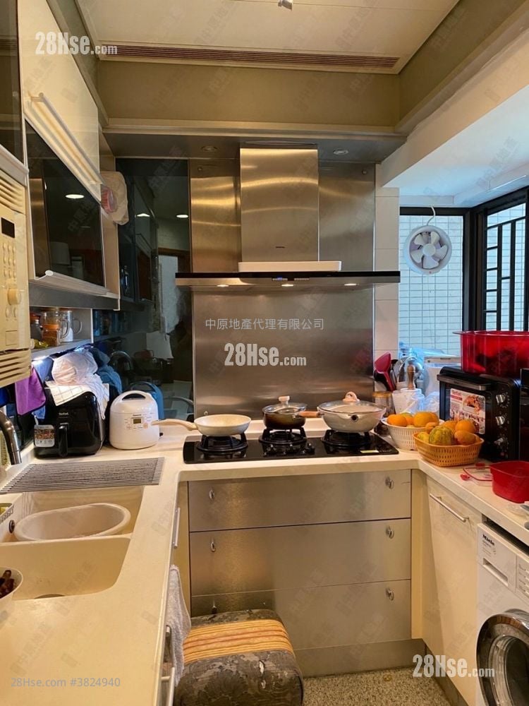 皇府山 售盤 3 房 , 2 浴室 731 平方呎