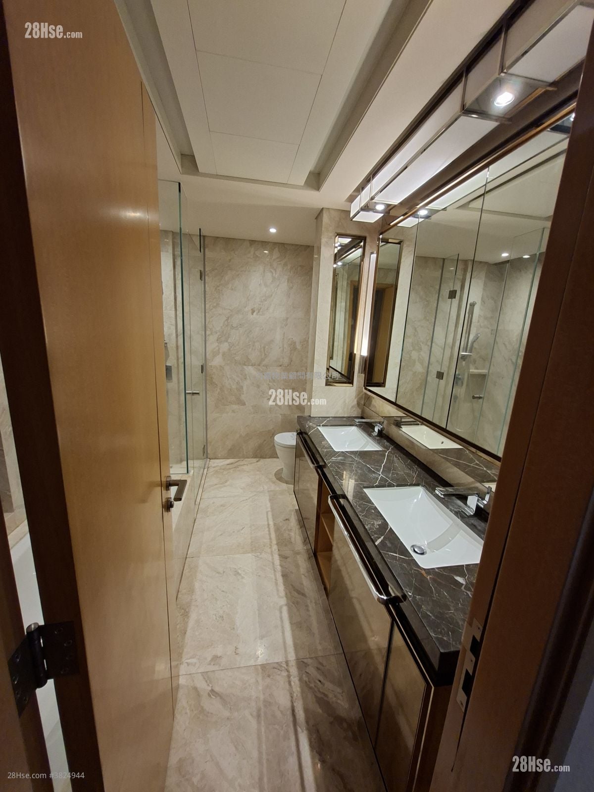 The Austin Sell 1,196 ft²