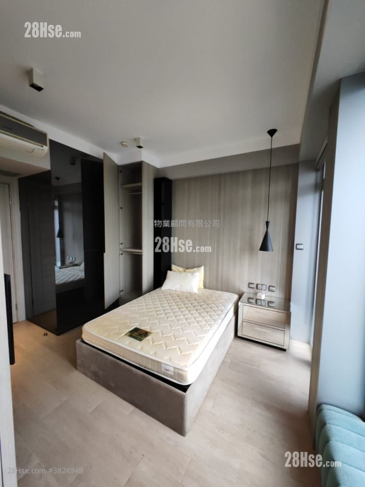 Parkes Residence Rental 1 Bathroom 248 ft²