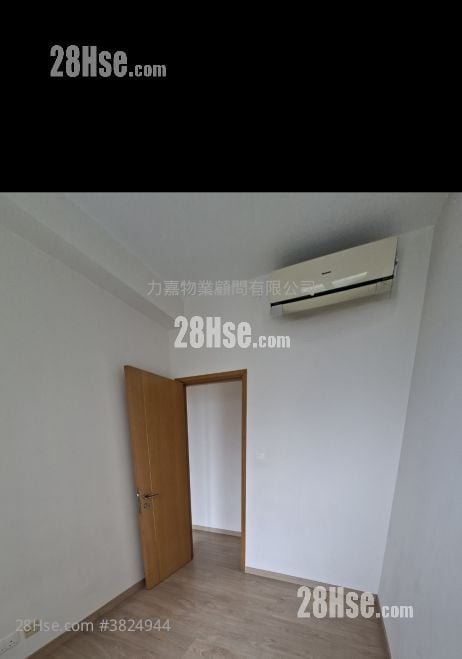 The Austin Sell 1,196 ft²